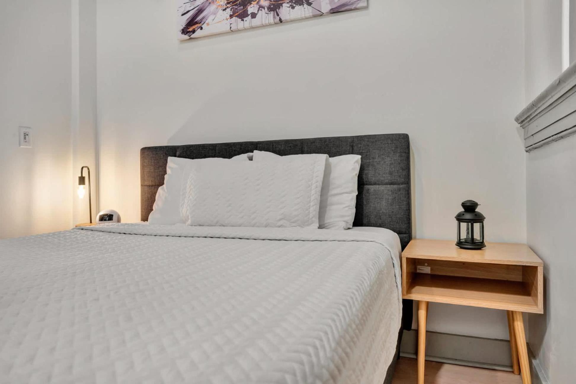 Bright And Modern In # 304 * Louisville