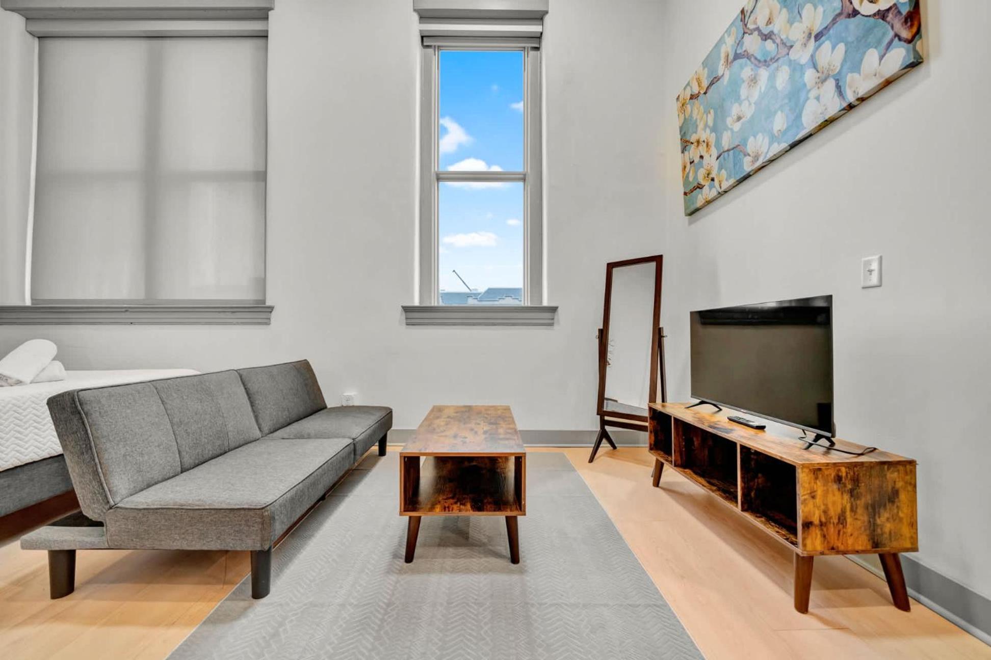Bright And Modern In # 304